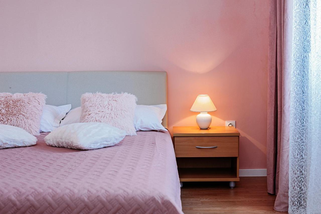 Rooms Emilija Božava المظهر الخارجي الصورة