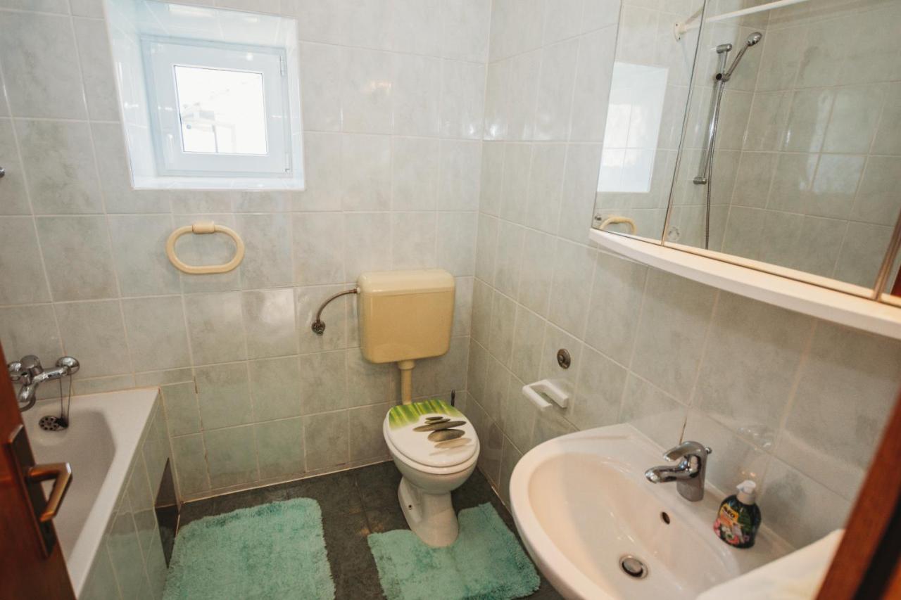 Rooms Emilija Božava المظهر الخارجي الصورة